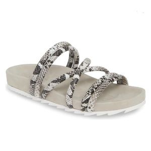 J/SLIDES TESS EMBOSSED STRAPPY SLIDE SANDAL SZ 6.5- NIB!